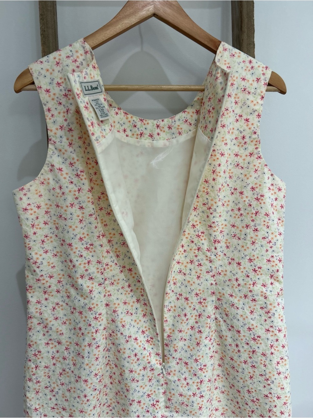 L.L. Bean Vintage 100% Cotton Floral Shift Dress Sleeveless Size 12 Garden Party - Picture 4 of 7